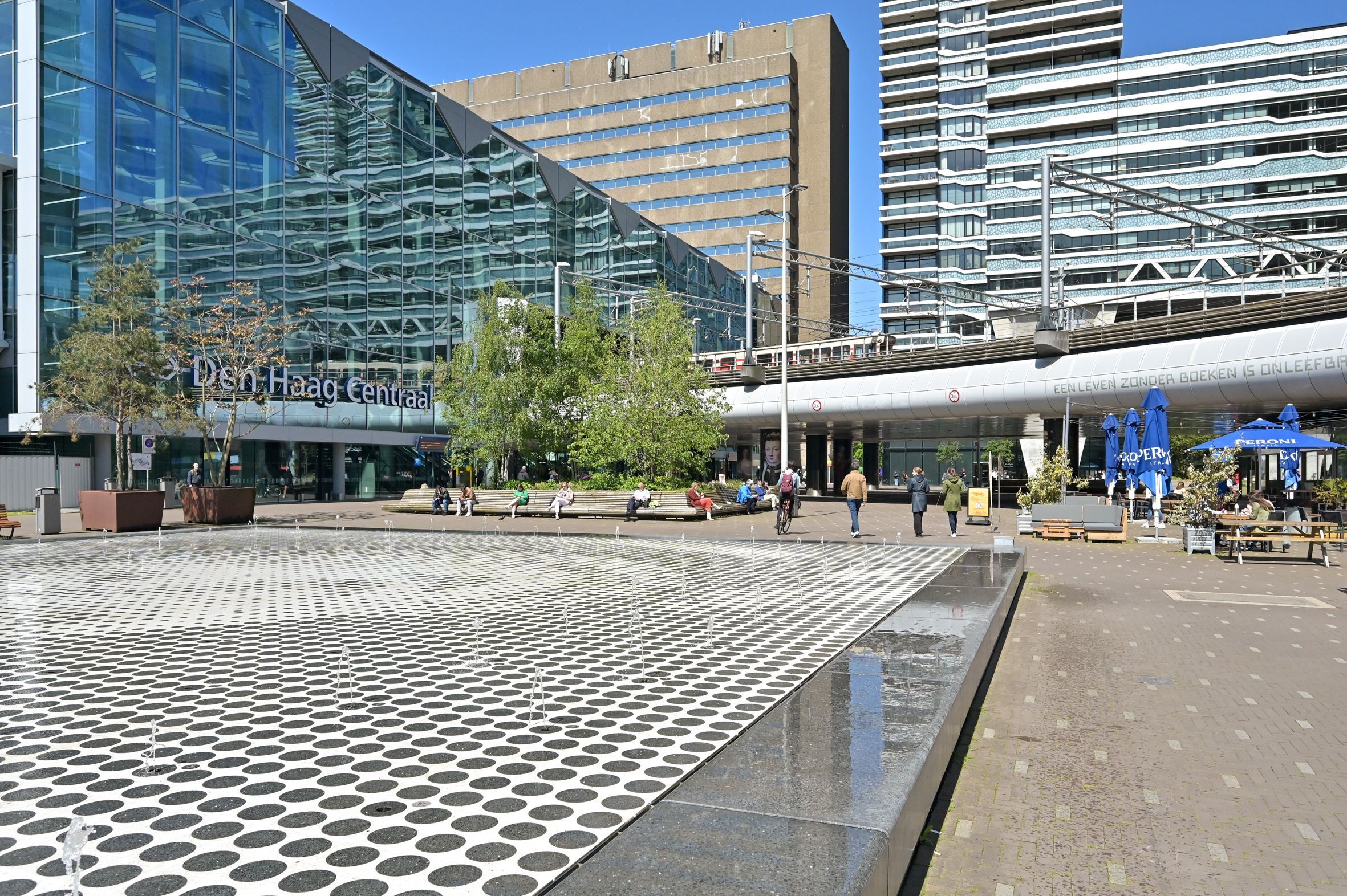 Anna van Buerenplein 214 Photo Blur 33