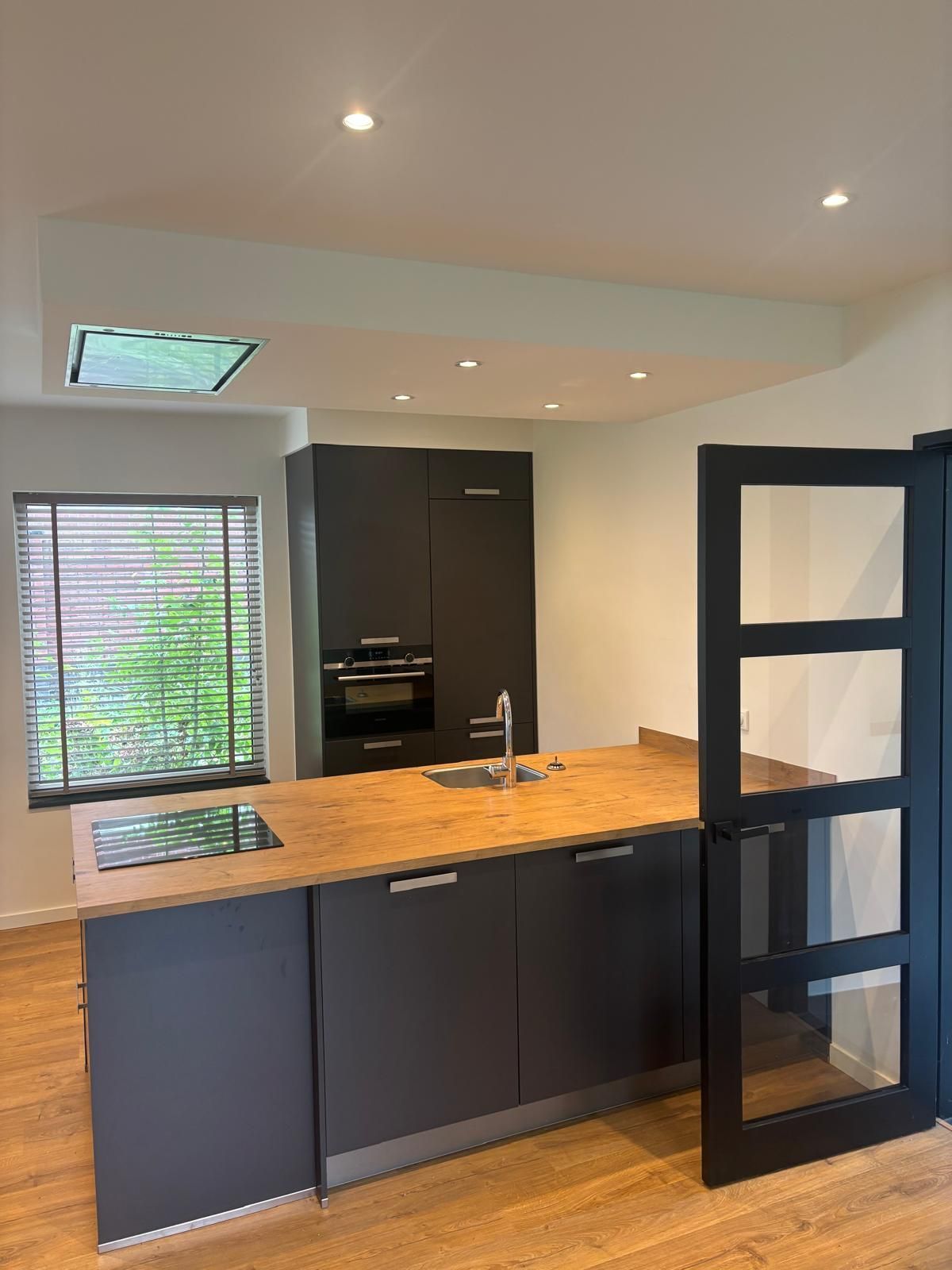 Sir Winston Churchilllaan 464 Photo Blur 2