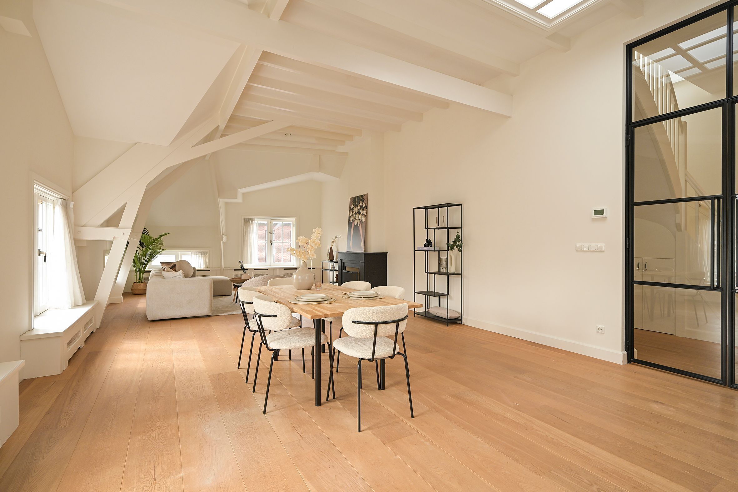 Anna Paulownastraat 103-C Photo Blur 4