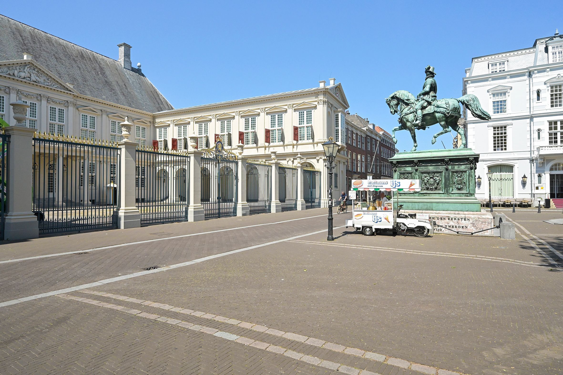 Noordeinde 64-A 2 Photo Blur 39