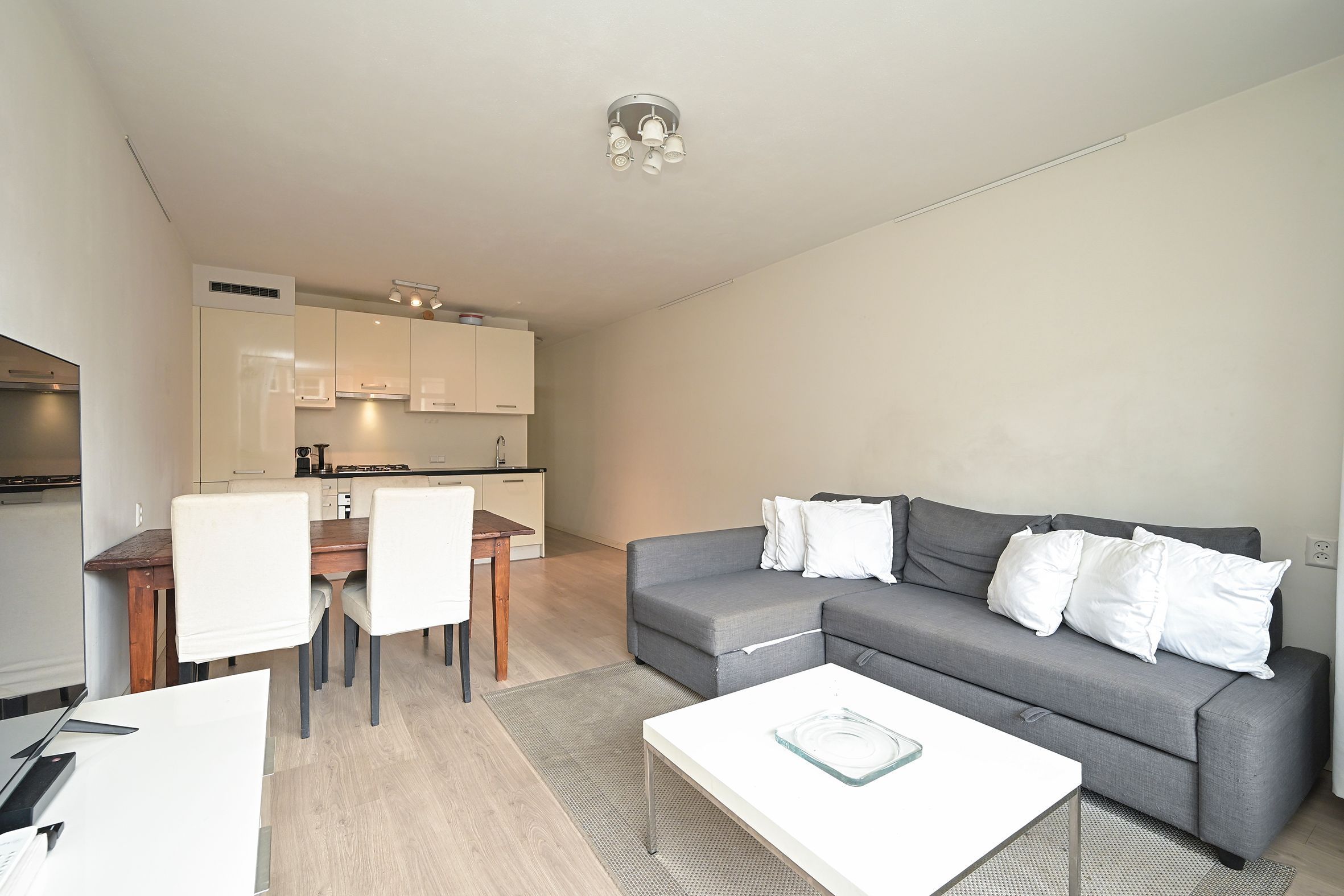 2e Messstraat 22 Photo Blur 2