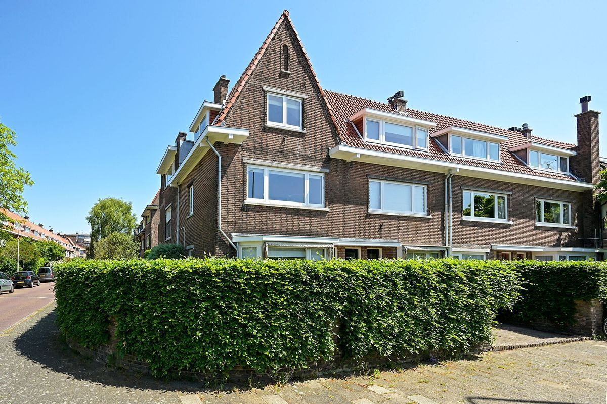 Van Hoytemastraat 1-F Photo 2