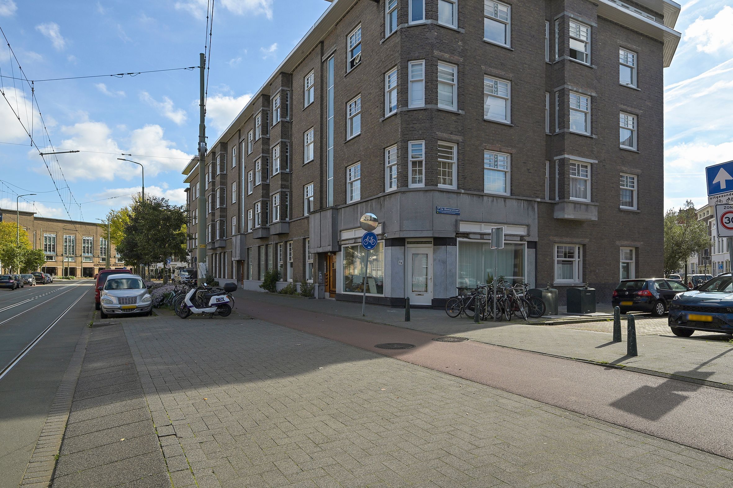 1e De Riemerstraat 15 Photo Blur 52