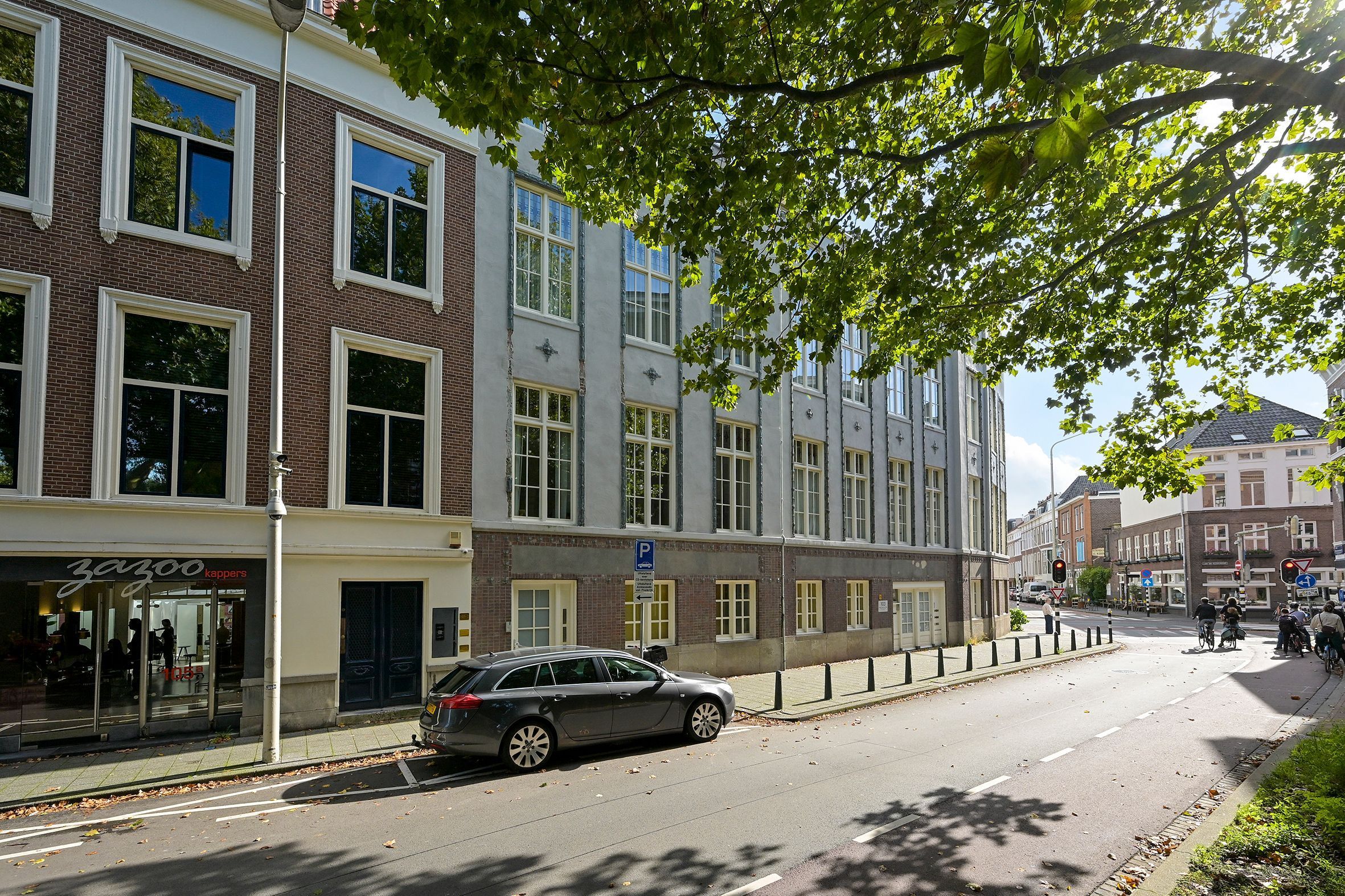 Anna Paulownastraat 103-D Photo Blur 0
