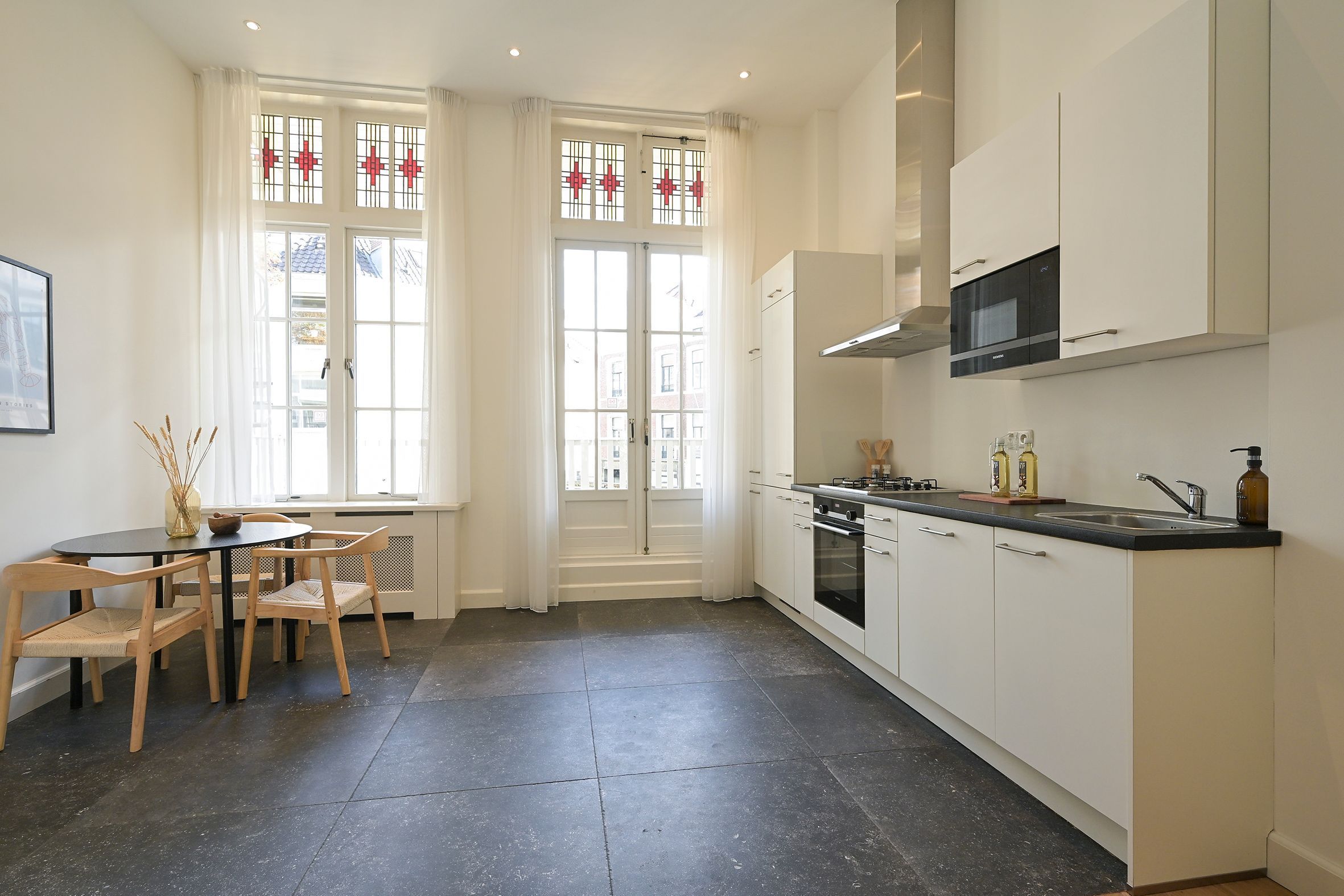 Anna Paulownastraat 103-D Photo Blur 12