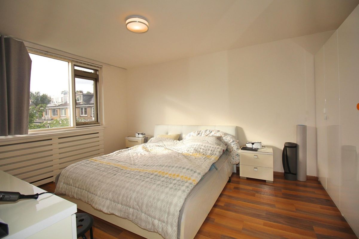 Van der Kloot Meyburgstraat 1 Photo Blur 8