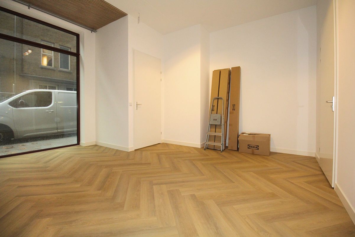 Baan 26-A Photo Blur 3