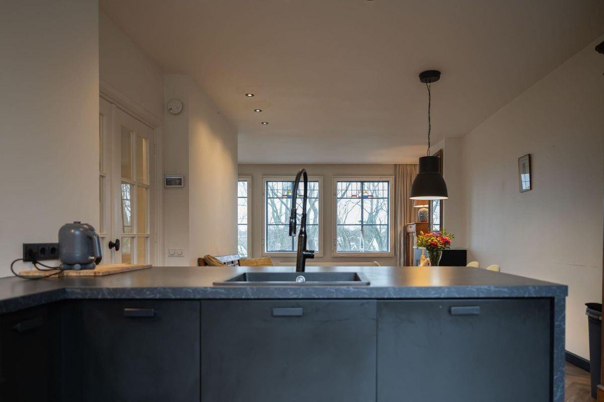 Honingerdijk 25-A Photo Blur 5