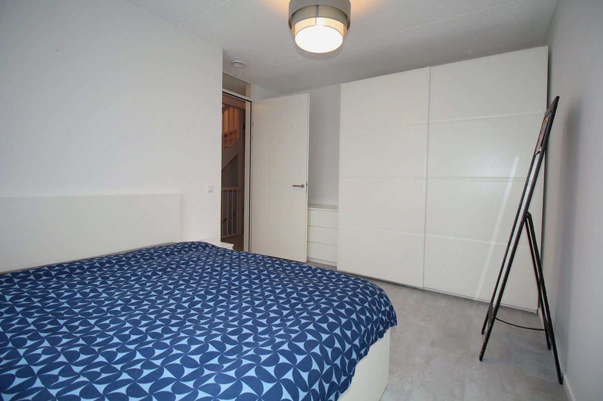 Virginia Gaaipad 9 Photo Blur 20