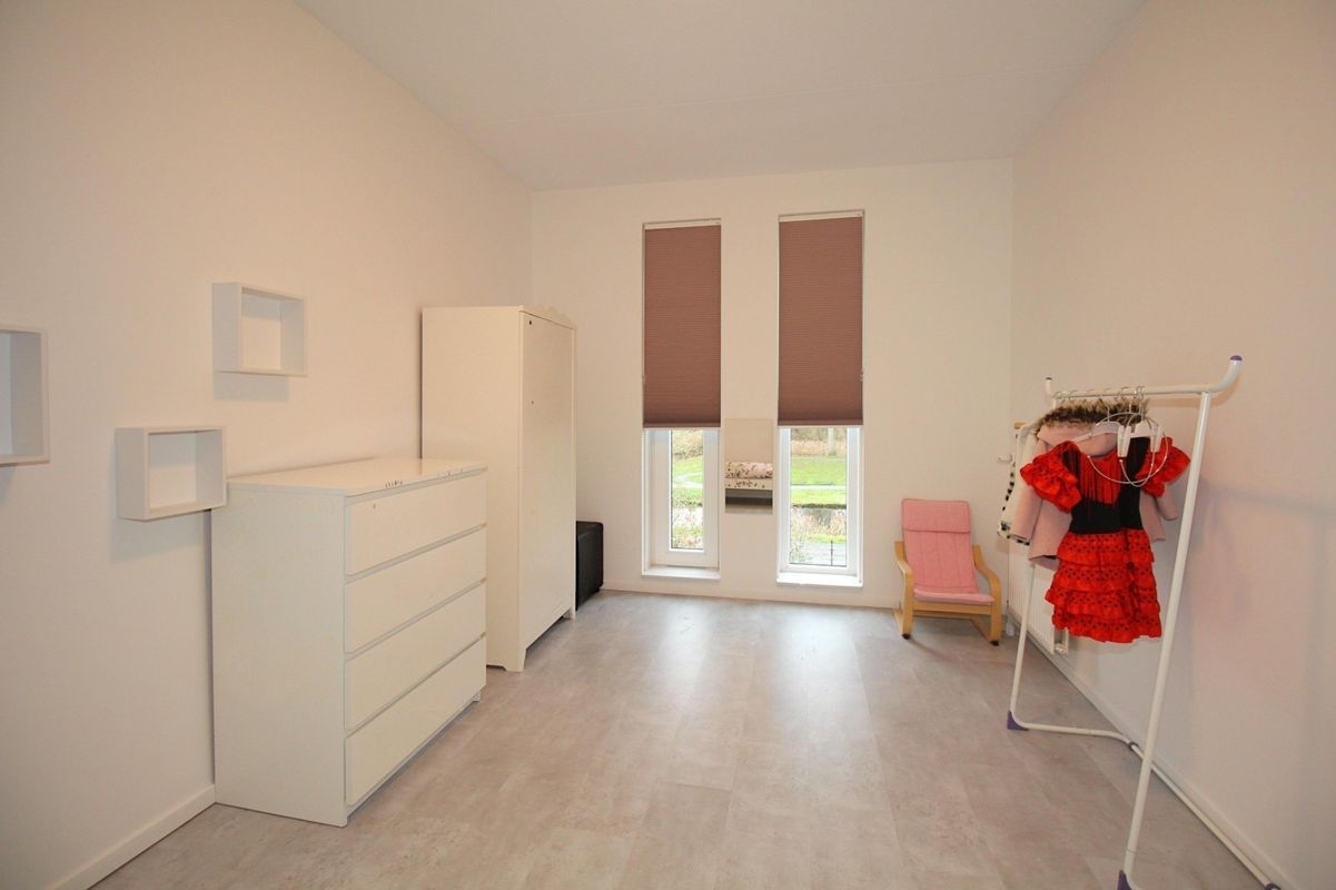 Virginia Gaaipad 9 Photo Blur 22