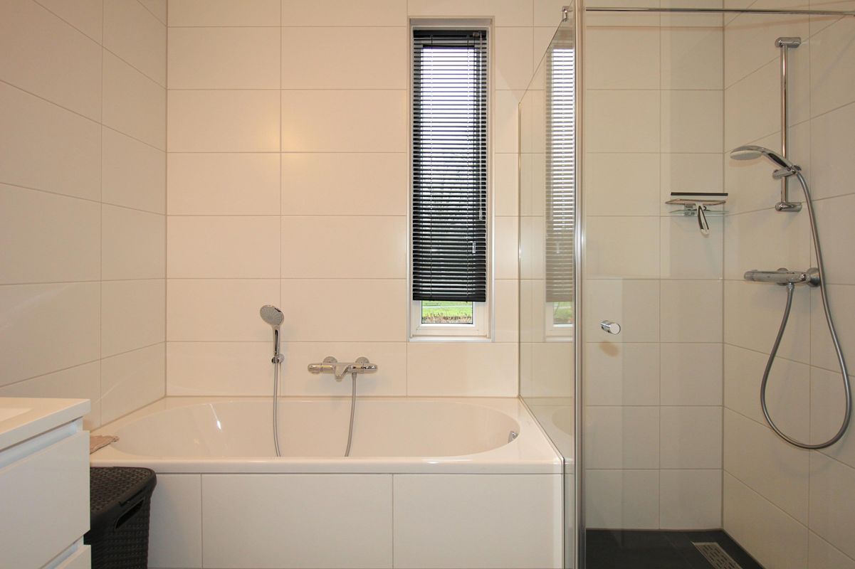 Virginia Gaaipad 9 Photo Blur 27