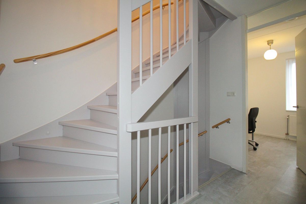 Virginia Gaaipad 9 Photo Blur 28