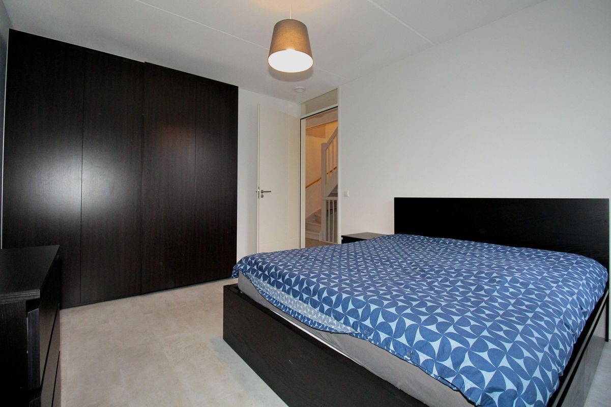 Virginia Gaaipad 9 Photo Blur 15