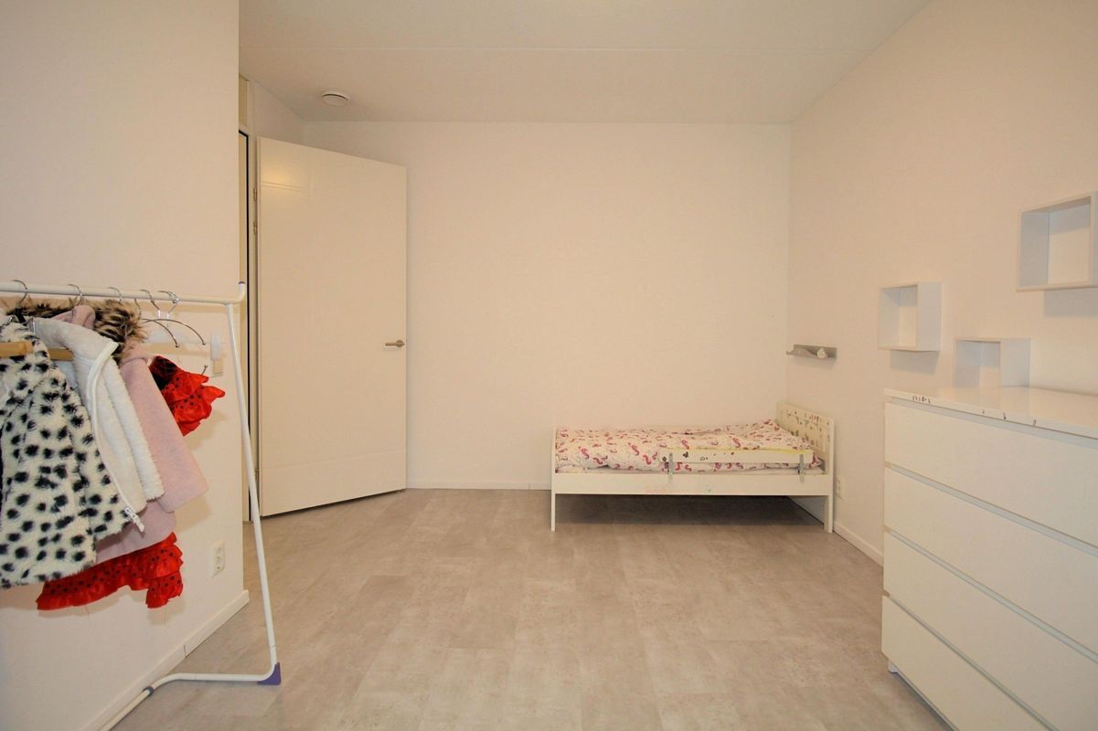 Virginia Gaaipad 9 Photo Blur 21