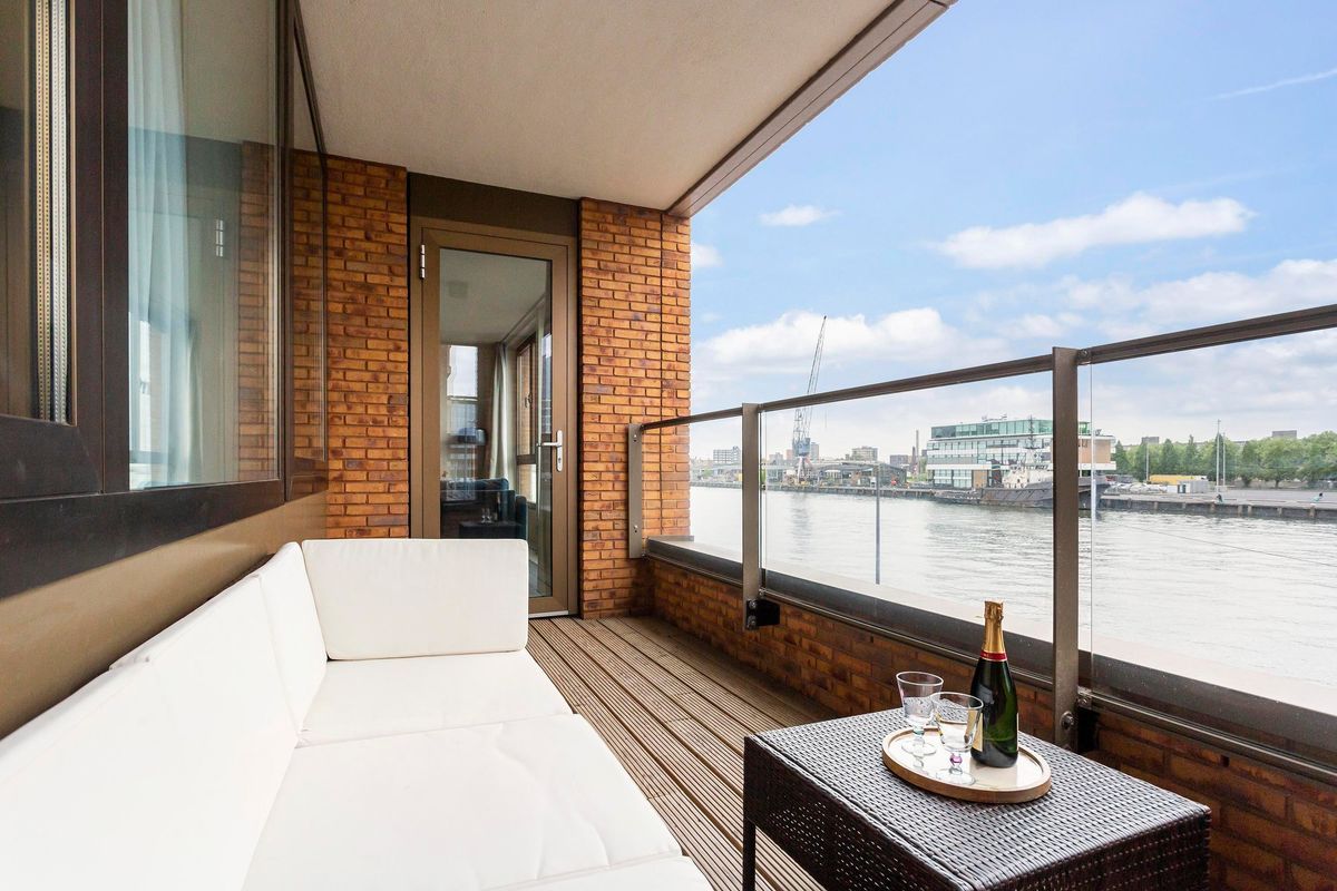 Kratonkade 662 Photo Blur 17