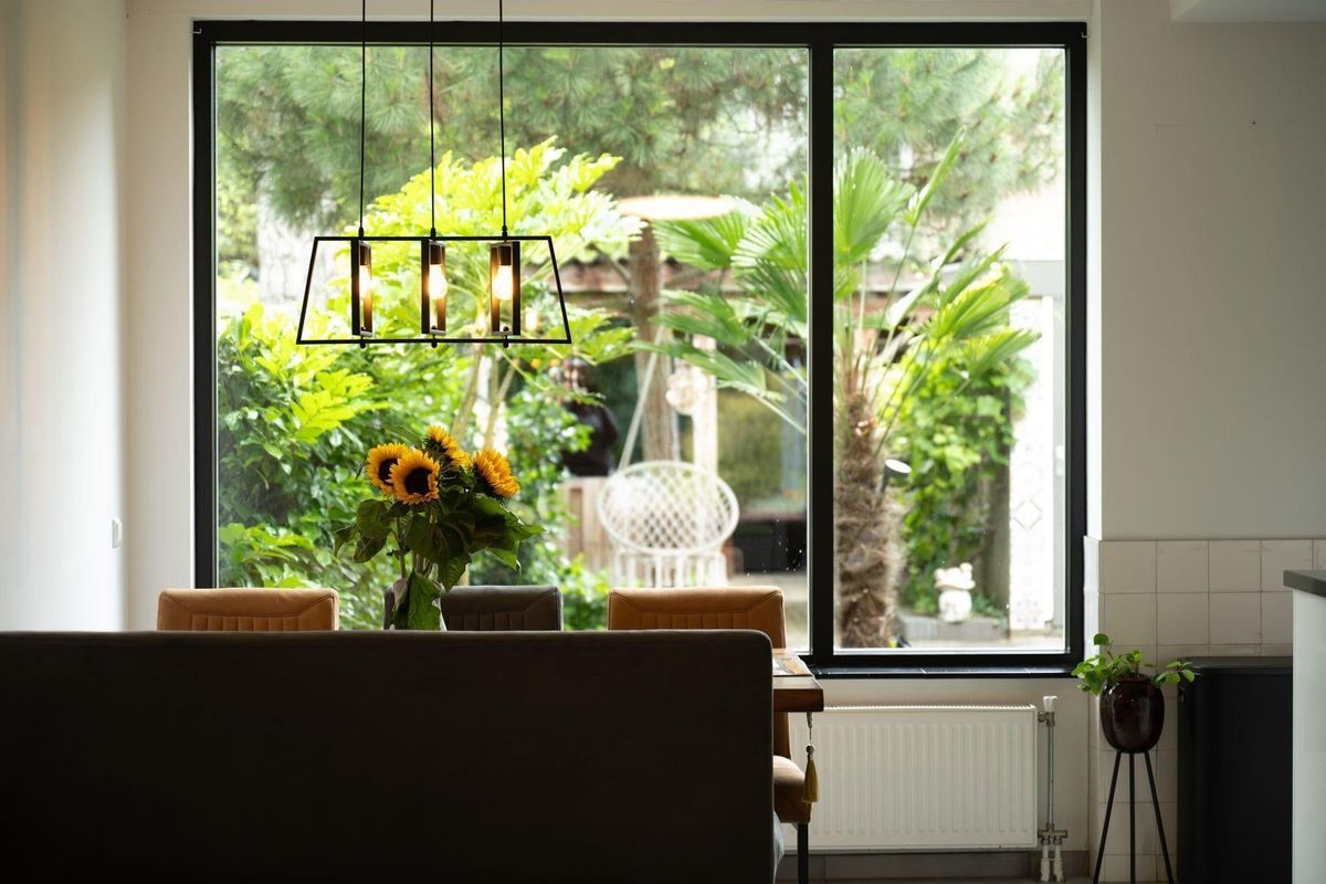 Roestmos 28 Photo Blur 0