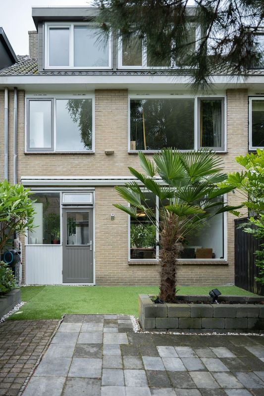 Roestmos 28 Photo Blur 29