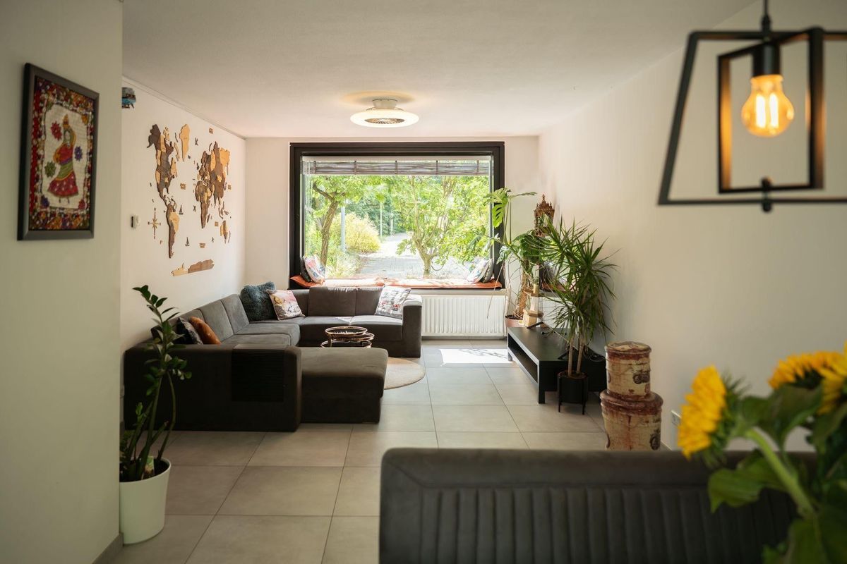 Roestmos 28 Photo Blur 1