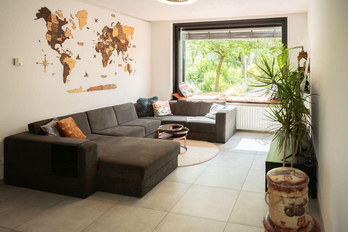 Roestmos 28 Photo Blur 2