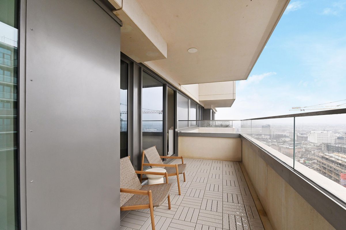 Baan 50-X Photo Blur 11