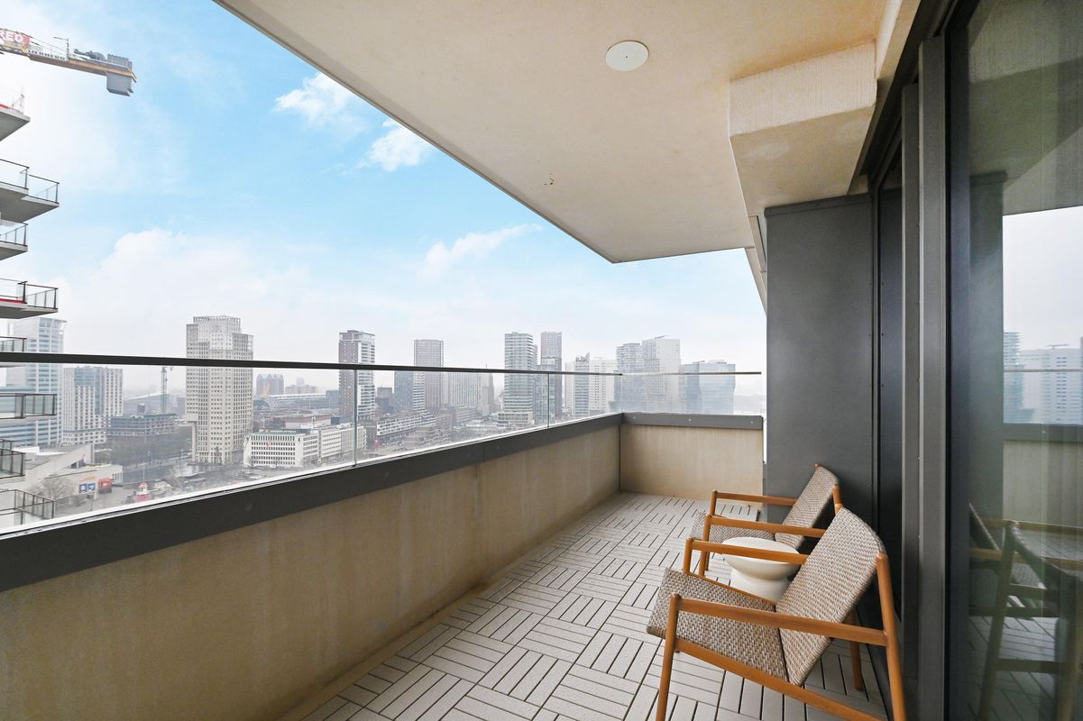 Baan 50-X Photo Blur 10