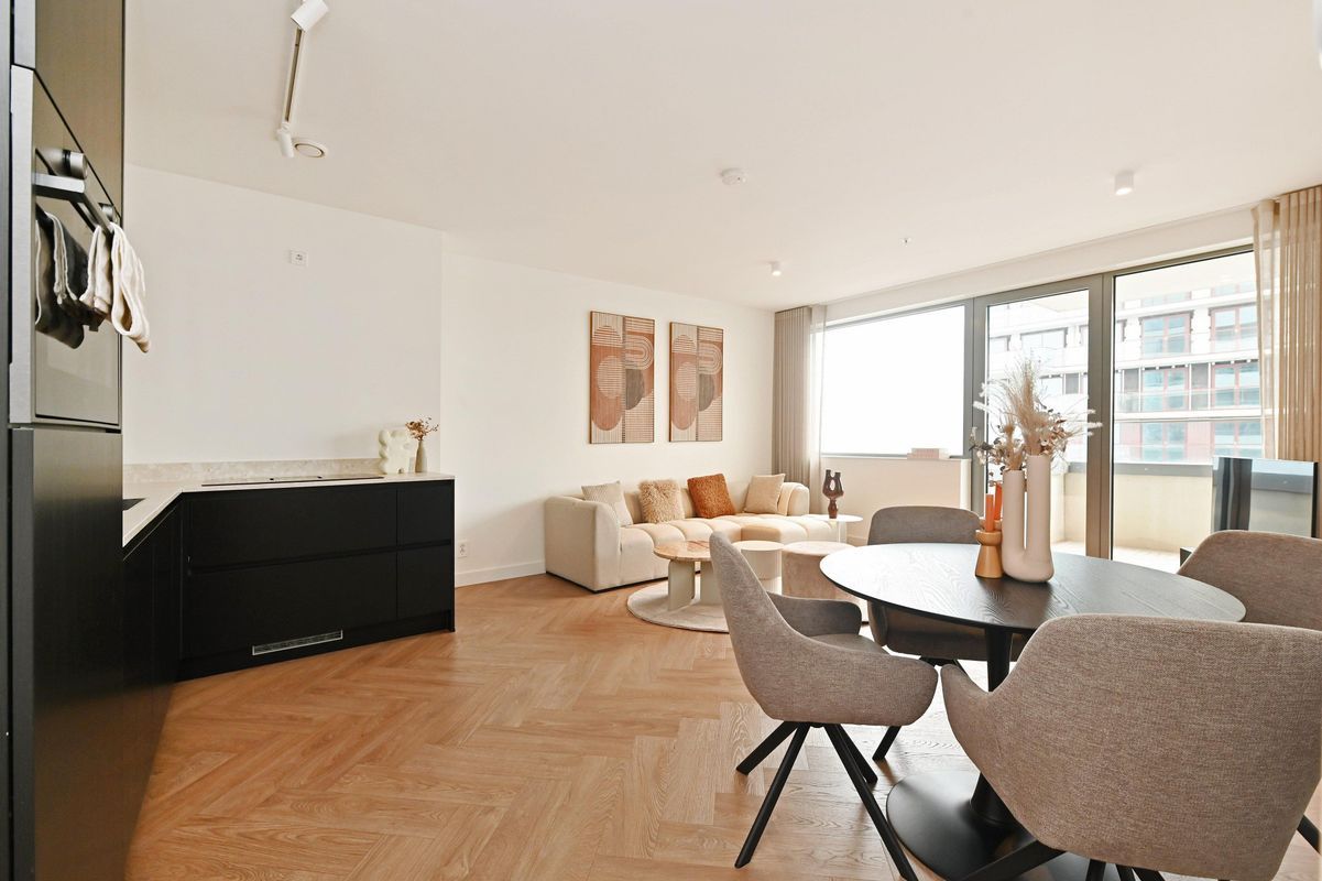 Baan 50-X Photo Blur 2