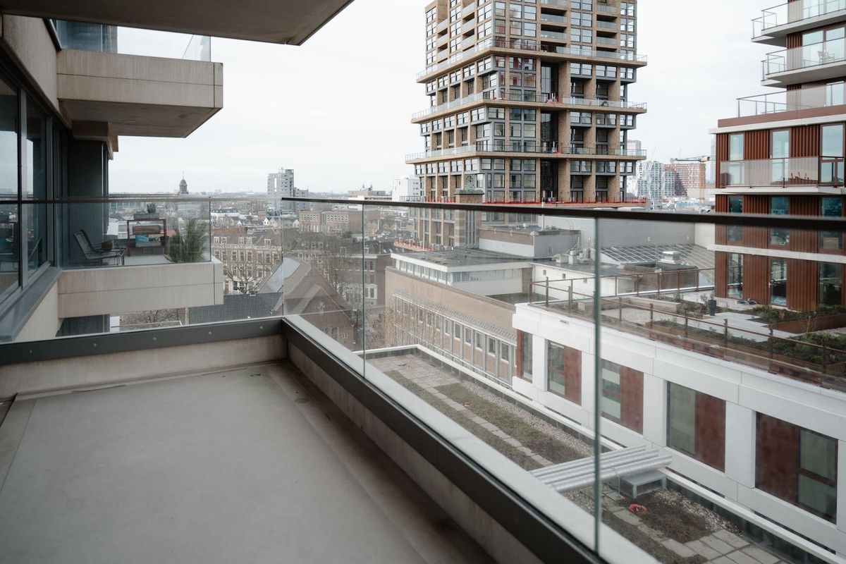 Baan 46-D Photo Blur 28