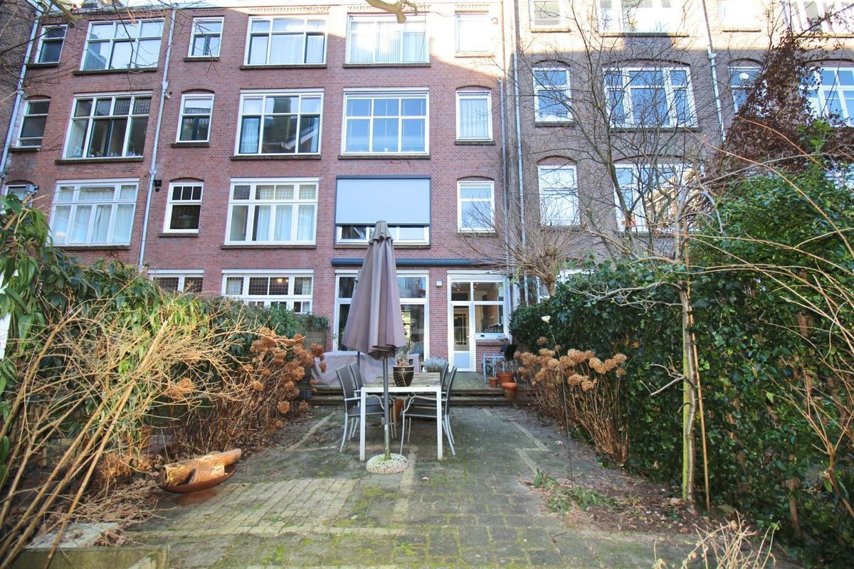 Graaf Florisstraat 76-B Photo Blur 7
