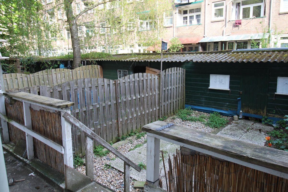 Voetjesstraat 76-A Photo Blur 9