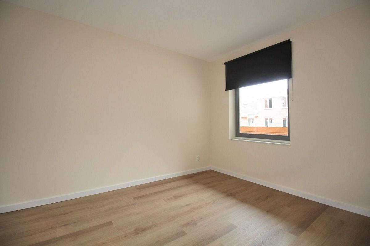 Roentgenstraat 115 Photo Blur 9