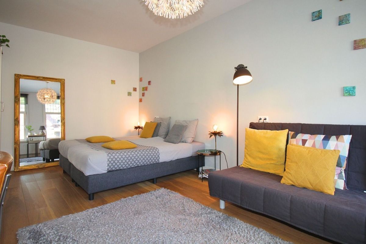 Graaf Florisstraat 76-B Photo Blur 9