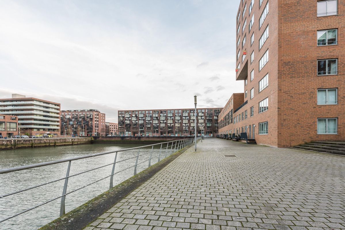 Laan op Zuid 432 Photo Blur 22