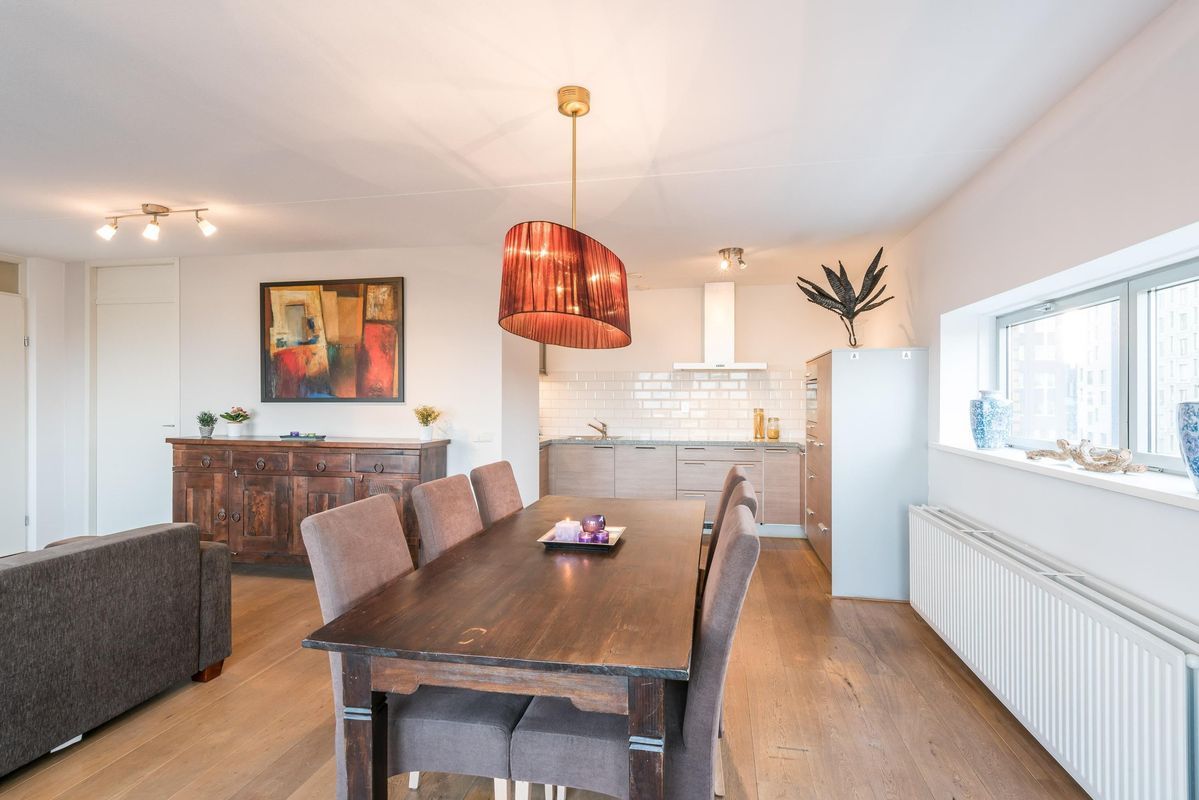 Laan op Zuid 432 Photo Blur 1