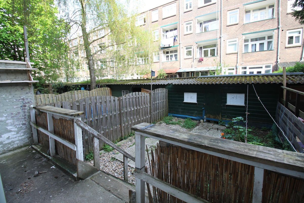 Voetjesstraat 76-A Photo Blur 1