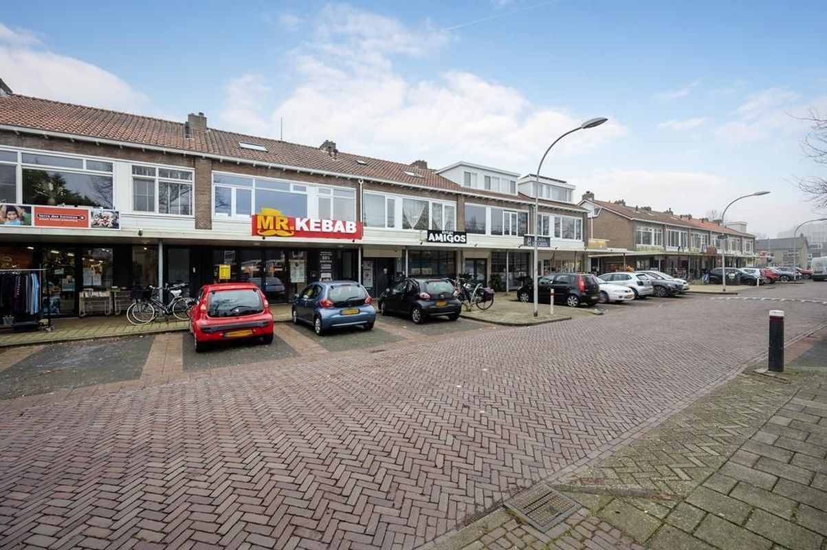 Van Nesstraat 17-A Photo Blur 1