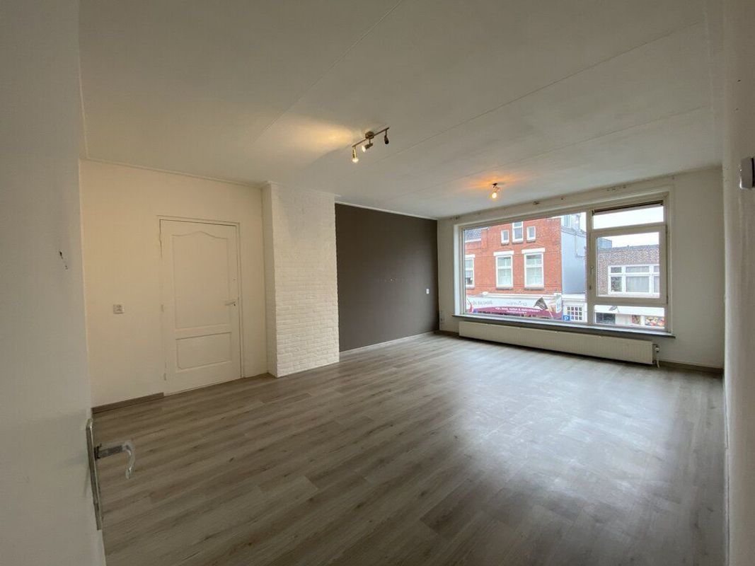 Hooftstraat 76-A Photo Blur 11