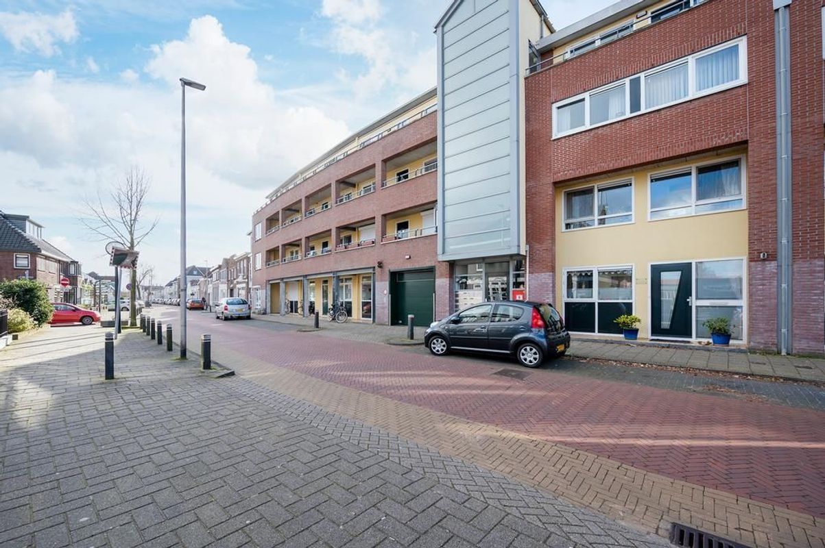 Hooftstraat 273-C Photo Blur 1
