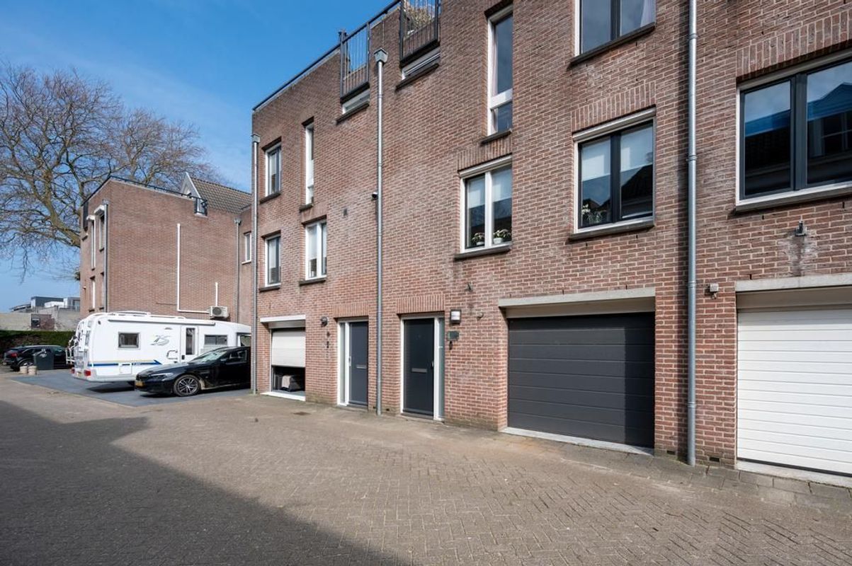 Curacaostraat 26 Photo Blur 30