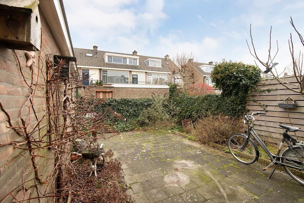 Waalstraat 15 Photo Blur 26