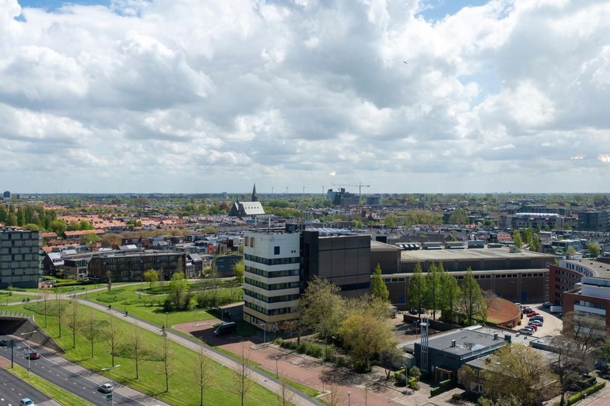 Eschertoren 14-E Photo Blur 14