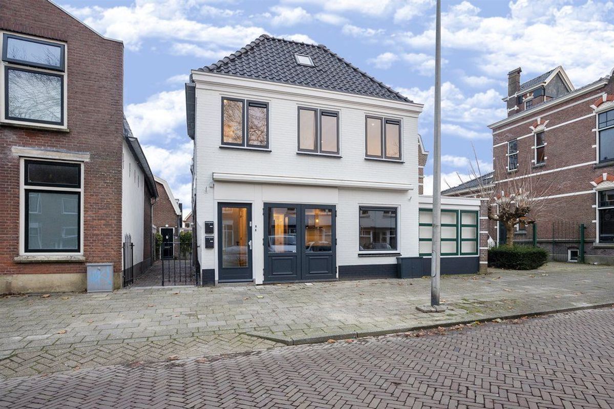 Prins Hendrikstraat 124 Photo Blur 0