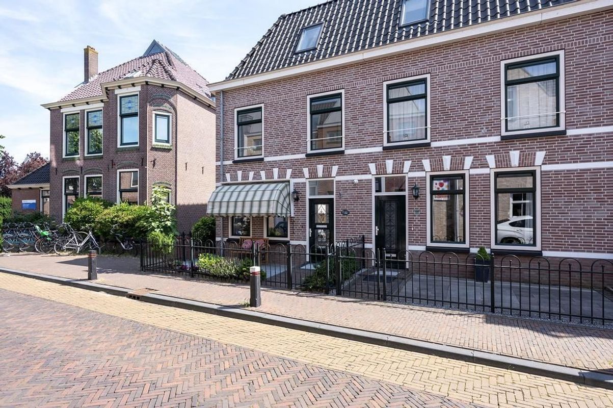 Hooftstraat 134 Photo Blur 0