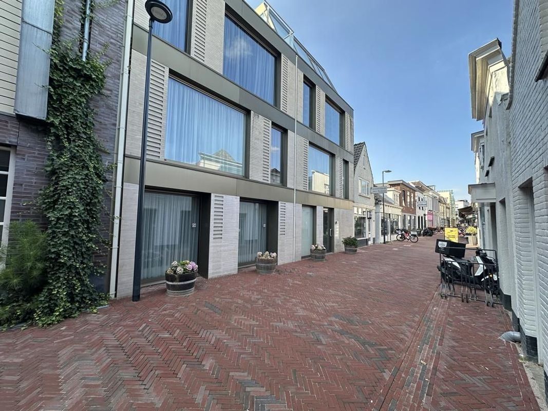 Raadhuisstraat 253-B Photo Blur 0