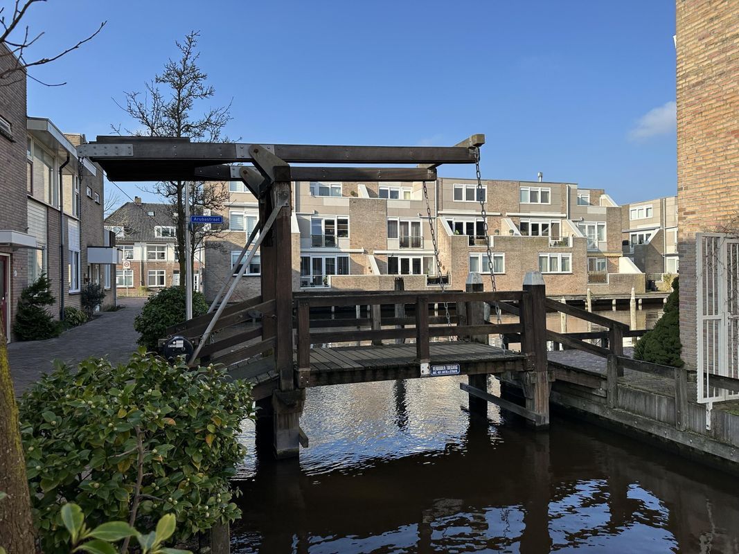Arubastraat - haven ligplaats 55 Photo Blur 2