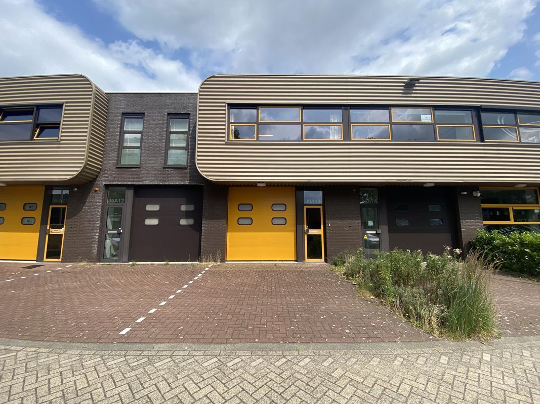 A. van Leeuwenhoekweg 36-A13 Photo Blur 2