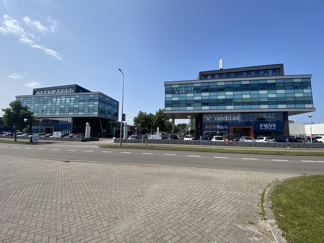 A. van Leeuwenhoekweg 36-B-11 Photo Blur 1
