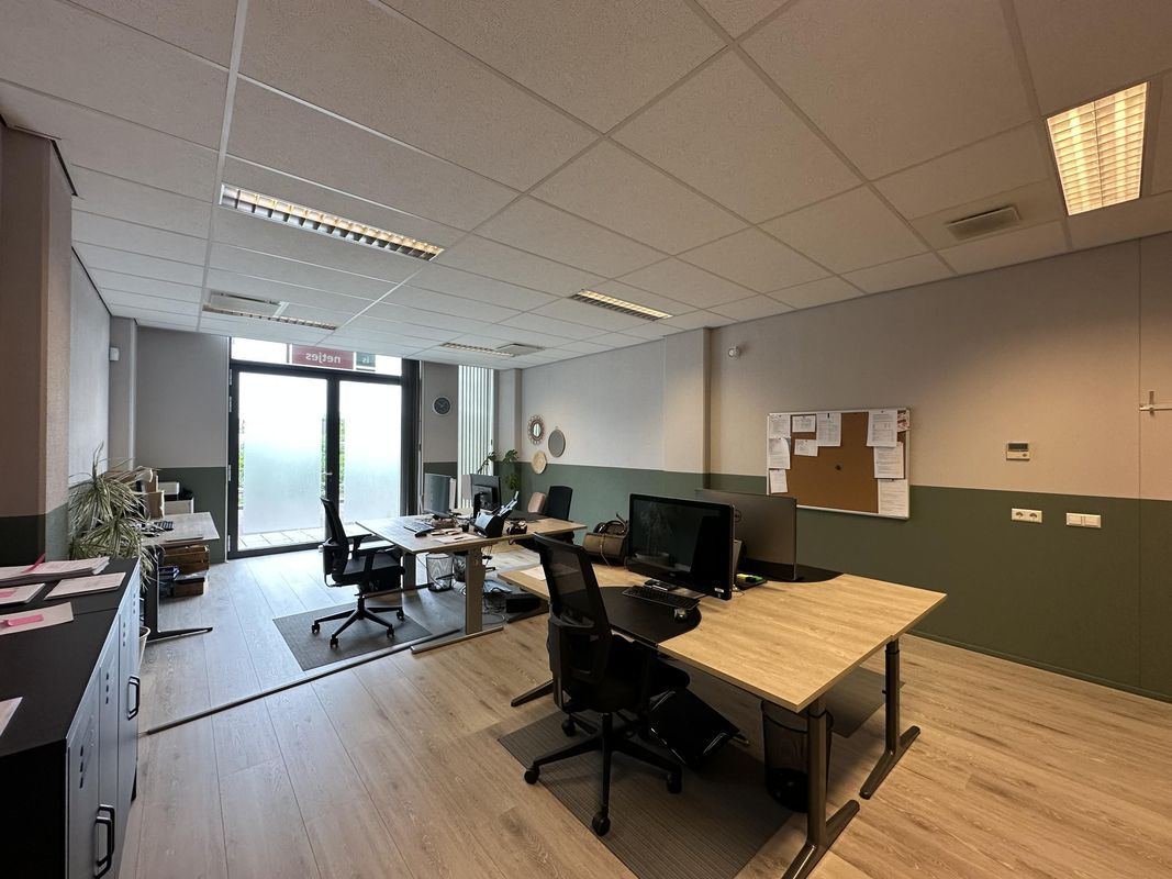 Zuidpoolsingel 172-B Photo Blur 9