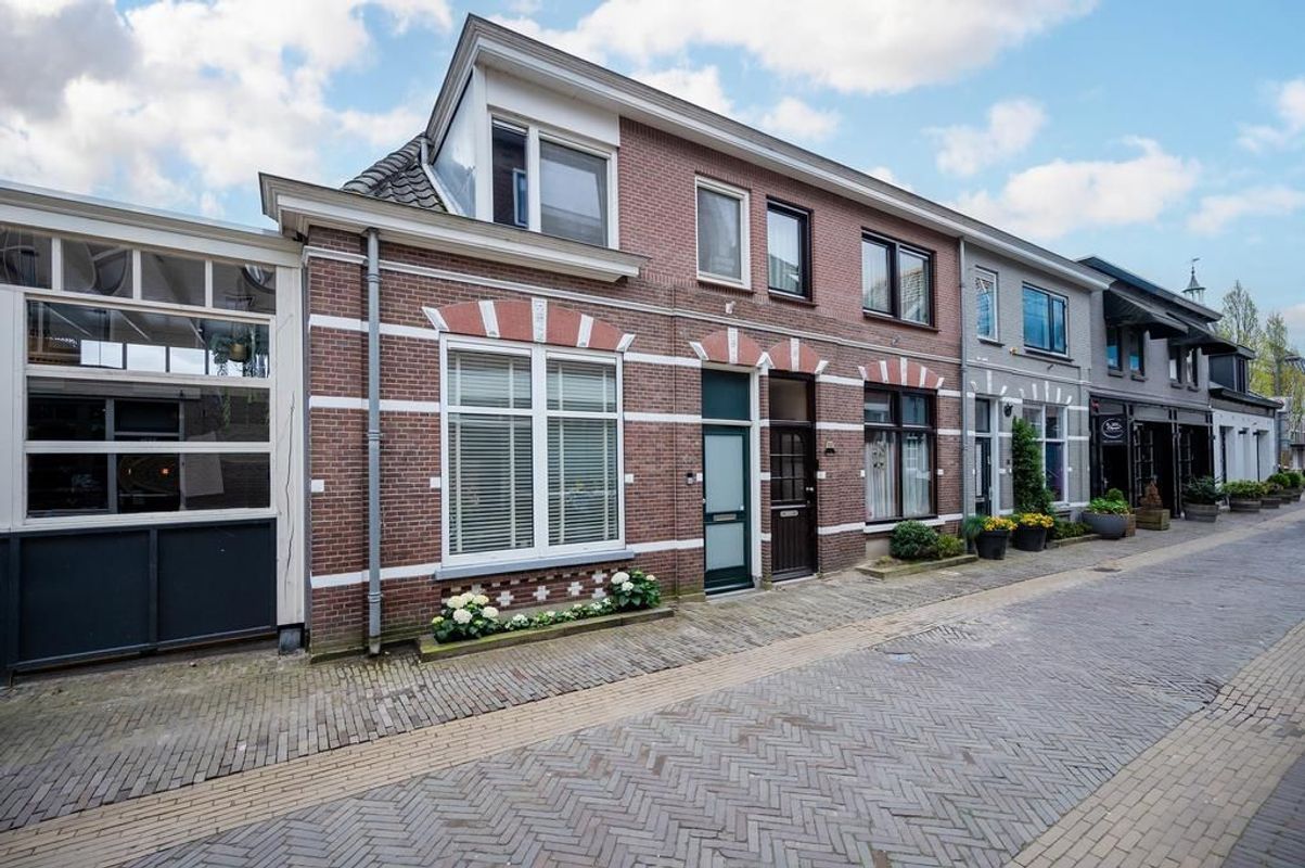 Raadhuisstraat 114 Photo Blur 1