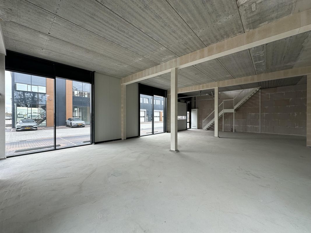 Nieuwe Bredase Baan 10-A Photo Blur 2