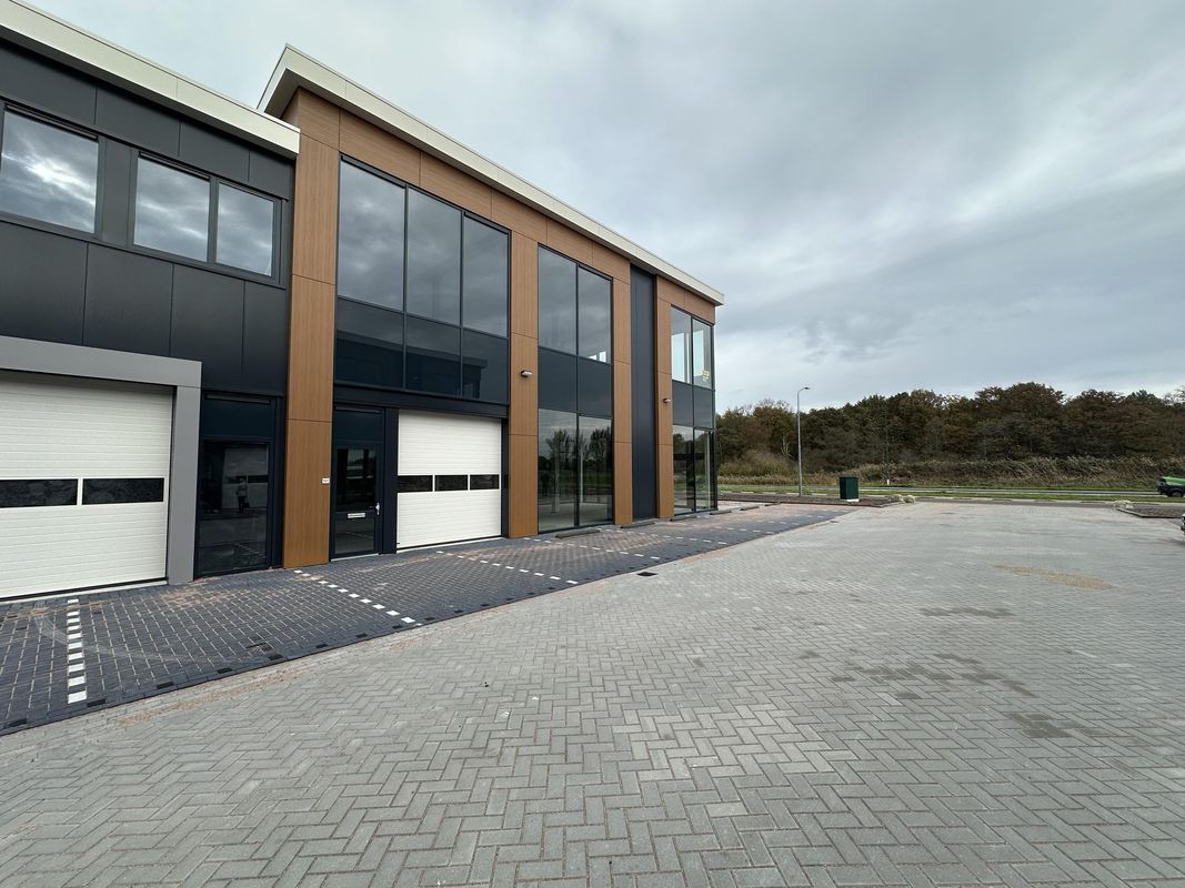 Nieuwe Bredase Baan 10-A Photo Blur 10